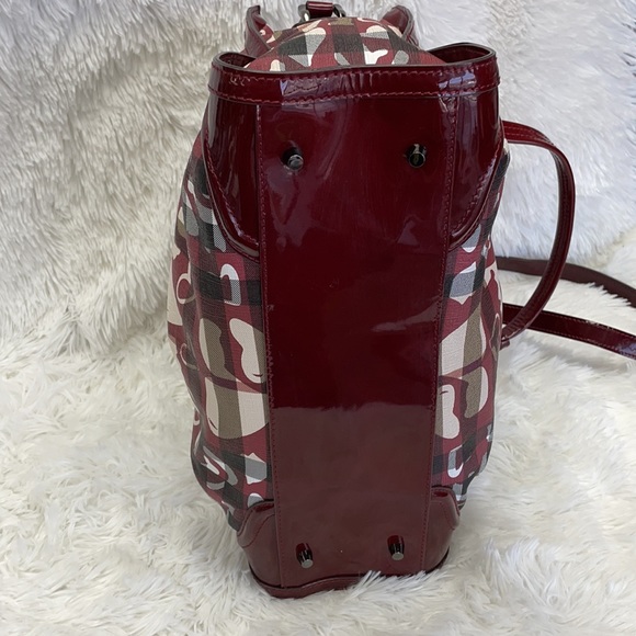 BURBERRY HEART TWO WAY SHOULDER BAG - Picture 7 of 16